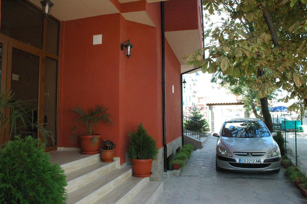 Terra Guest House Ravda Exterior foto